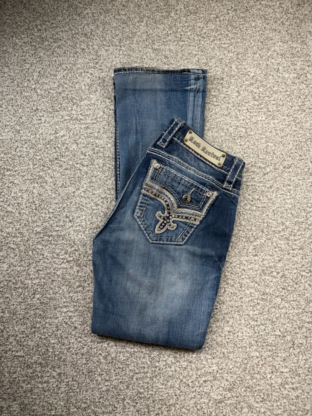 Women's Rock Revival Blue Medium Wash Betty Mid-Rise Boot Size 27x29 E8441MBR‎